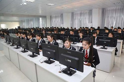 云南開放大學計算機應用技術專業 數字化時代的技術橋梁